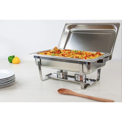 122 - A 6.5litre stainless steel chafing dish RRP 53