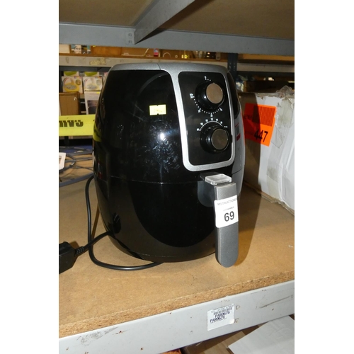 69 - 1 x Dihl KA-AFD05 air fryer