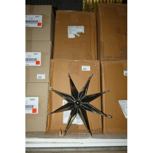 421 - 2 boxes each containing 4 x Shoeless Joe medium mirror glass stars