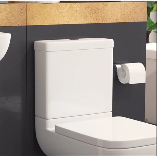 211 - 1 x series 600 close coupled cistern (no toilet pan or seat included) and RRP £98