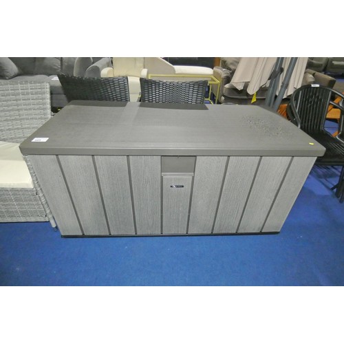 585 - 1 x Lifetime patio / garden plastic storage box with hinged lid approx 150 x 72 x 69cm high