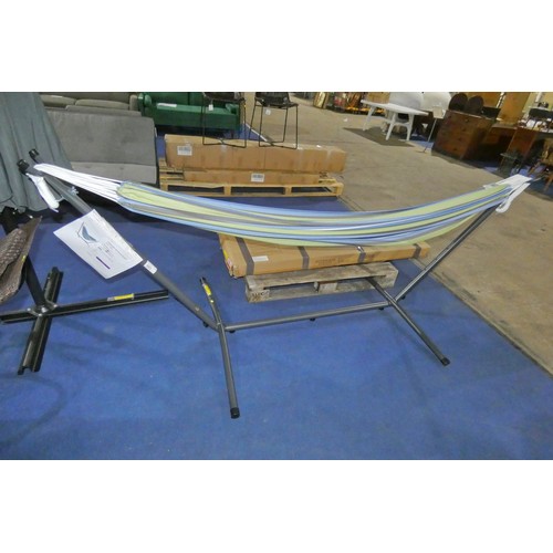 593 - 1 x Dorinda double classic hammock with metal stand RRP £109