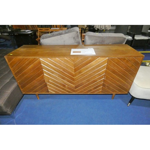 616 - A Garduno 160cm wide solid wood side board RRP £1029. Please note that this sideboard is missing thr... 