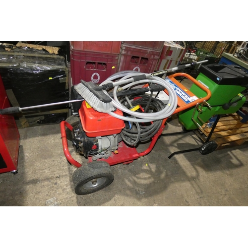 2061 - 1 x Clarke petrol engine pressure washer with hose, a lance and a brush