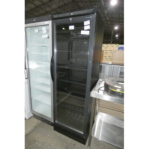 A tall black display fridge by Tefcold type CEV425I trade. Tested