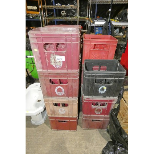 2073 - 15 x various plastic bottle crates