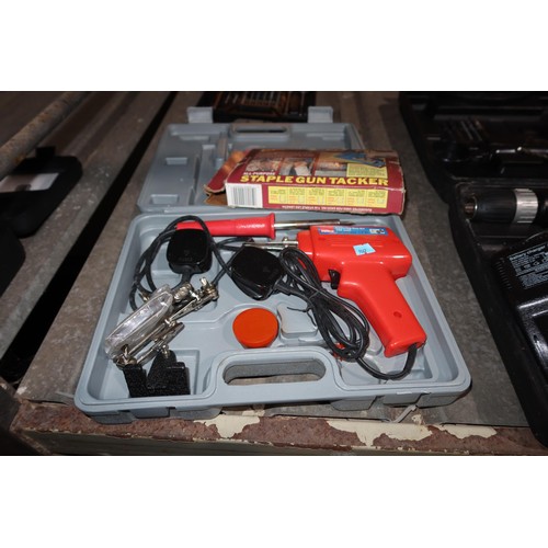 2100 - A quantity of various hand and power tools. Not practical to list in detail so please view or see ph... 