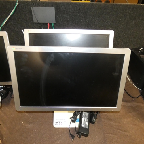 2365 - 2 x Lg 22 inch chrome monitors, the chrome system has been powerwashed and will not connect to the i... 