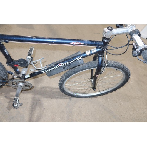 2117 - 1 x Diamond Back Apex mountain bike