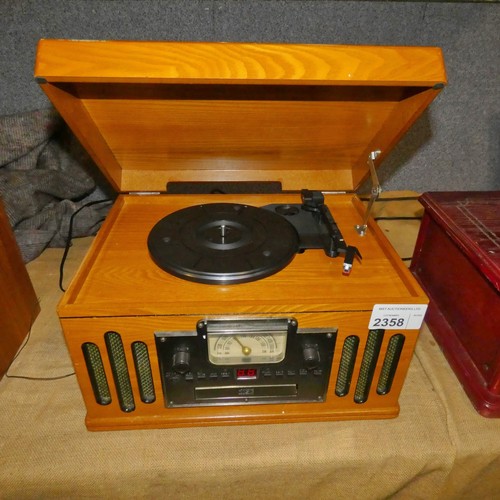 2358 - A vintage style stereo system - trade