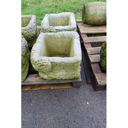 2523 - 2 x square brick and ivy effect concrete planters