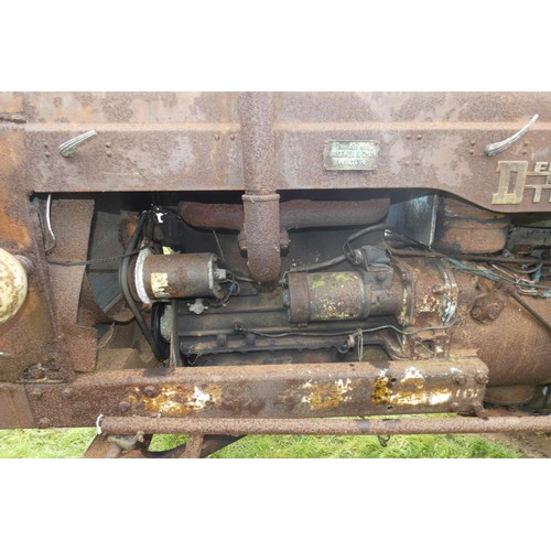 144 - Fordson Major, starts, runs and drives, please note it requires a bump starting, No V5 or registrati... 