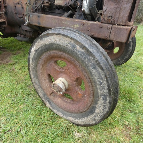 144 - Fordson Major, starts, runs and drives, please note it requires a bump starting, No V5 or registrati... 