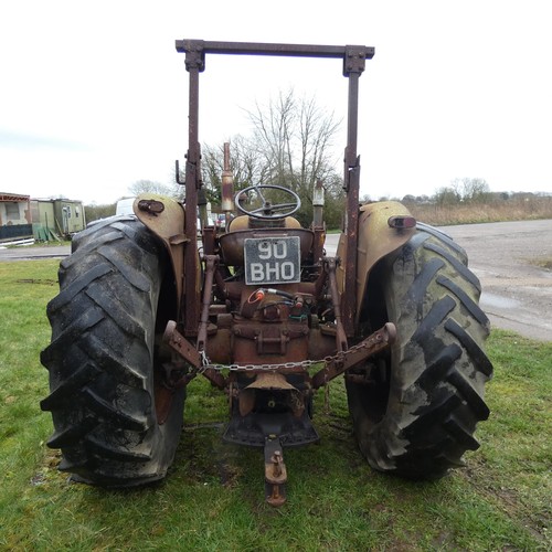 143 - Fordson Super Major Roadless, starts, runs and drives, please note it requires a bump starting,  Reg... 