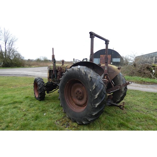 143 - Fordson Super Major Roadless, starts, runs and drives, please note it requires a bump starting,  Reg... 