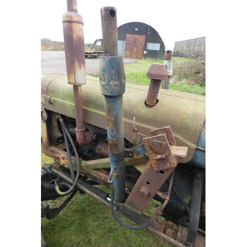 143 - Fordson Super Major Roadless, starts, runs and drives, please note it requires a bump starting,  Reg... 