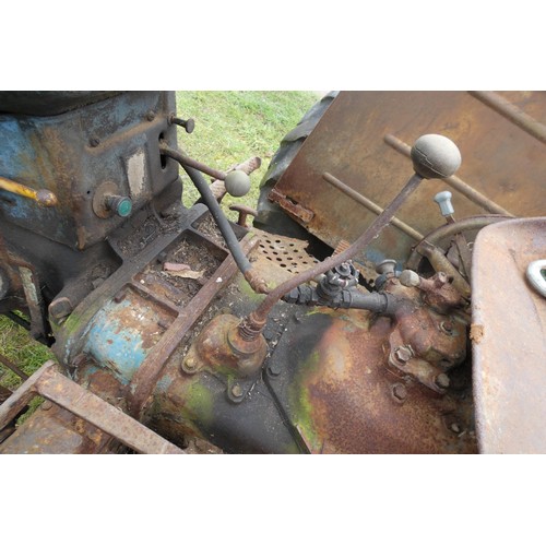 143 - Fordson Super Major Roadless, starts, runs and drives, please note it requires a bump starting,  Reg... 