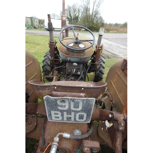 143 - Fordson Super Major Roadless, starts, runs and drives, please note it requires a bump starting,  Reg... 