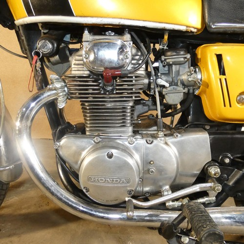 209 - Honda 250 twin Motorcycle in Gold, Reg HMT 46K, 08/09/1971, Vin 4010789, MoT exempt, Mileage 11, 363... 