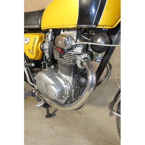 209 - Honda 250 twin Motorcycle in Gold, Reg HMT 46K, 08/09/1971, Vin 4010789, MoT exempt, Mileage 11, 363... 