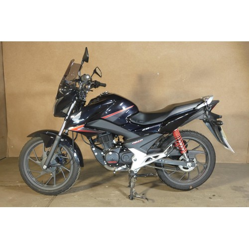 214 - Honda CBR 125 F motorcycle, Blue, Reg: WO65 RWL, 10/02/2016, MoT Expired 7/04/2023,  125cc , Mileage... 