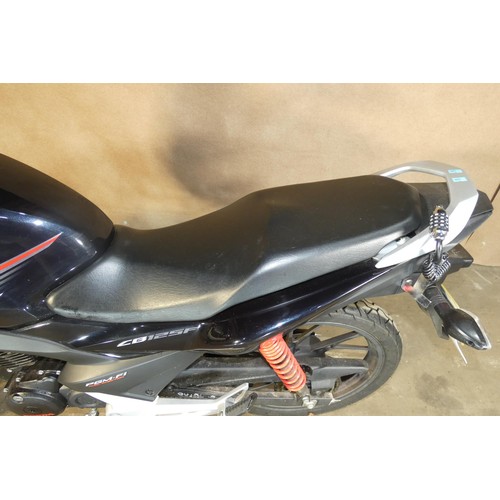 214 - Honda CBR 125 F motorcycle, Blue, Reg: WO65 RWL, 10/02/2016, MoT Expired 7/04/2023,  125cc , Mileage... 