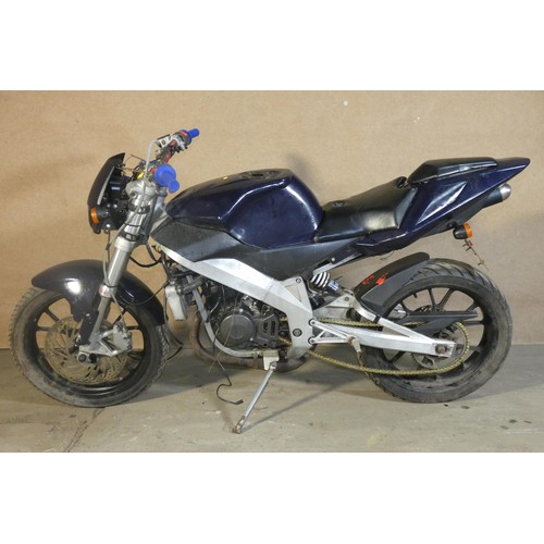 216 - Derbi GPR 50 motorcycle, spares or repair, incomplete, does not start run, or drive.  black, Reg: BV... 