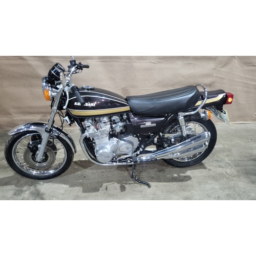 208 - Kawasaki Z900 A4  Motorcycle, Reg OKH 454P, 1st reg 16/07/1976 . Starts and runs. Colour Brown, MoT ... 