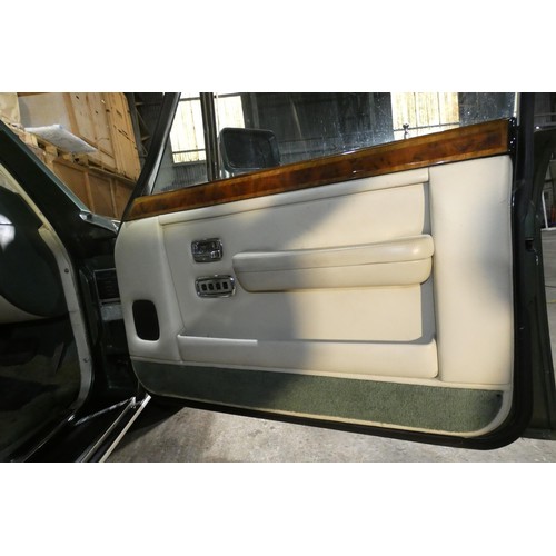 157 - Rolls Royce Silver Spirit 4 dr saloon, green metallic, Reg D29 GYN, 1st reg 02/02/1987, Automatic pe... 