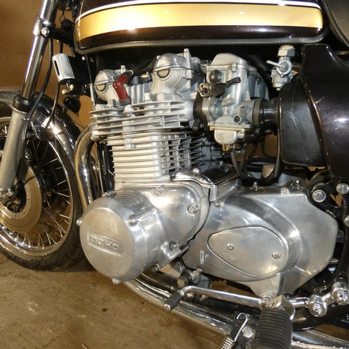 208 - Kawasaki Z900 A4  Motorcycle, Reg OKH 454P, 1st reg 16/07/1976 . Starts and runs. Colour Brown, MoT ... 