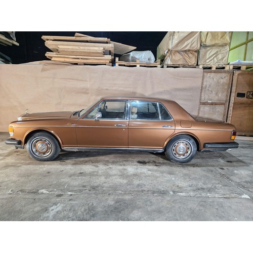 154 - Rolls Royce Silver Spirit Mk 1, “B” 4 dr saloon, Bronze (Nutmeg Brown).   Registration Number B800 B... 