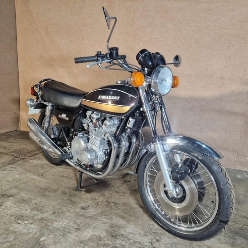 208 - Kawasaki Z900 A4  Motorcycle, Reg OKH 454P, 1st reg 16/07/1976 . Starts and runs. Colour Brown, MoT ... 