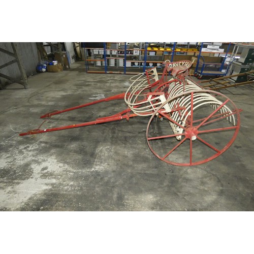 85 - A vintage horse drawn hay rake by Davey Sleep & Co Ltd