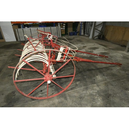 85 - A vintage horse drawn hay rake by Davey Sleep & Co Ltd