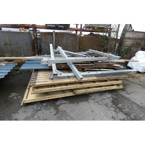 114 - 1 x used field shelter measuring approx 30ft long x 10ft deep, please note there are no fixings incl... 