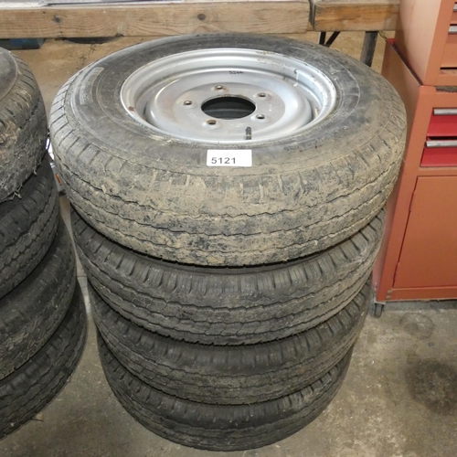 5121 - 4 x metal 5 stud wheels with 185R14C tyres fitted