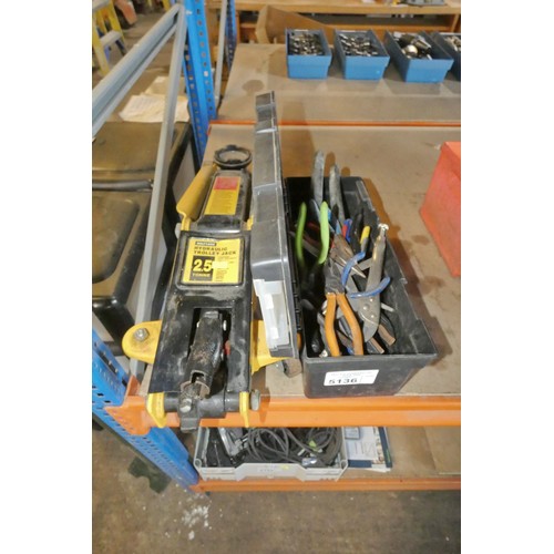 5136 - 1 x Halfords 2.5ton trolley jack (no handle) and 1 x plastic tool box containing a quantity of vario... 