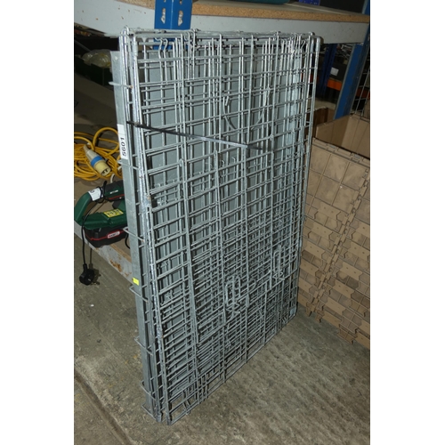 5601 - 1 x folding galvanised metal dog cage approx 90 x 60cm