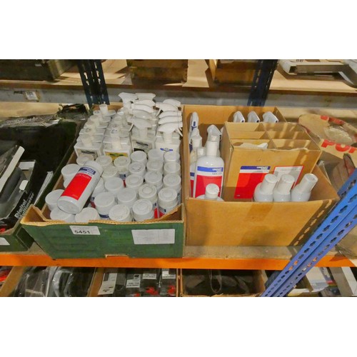 5451 - 2 boxes containing radiator flush, tar remover, cream cleaner etc (2 boxes on right hand side of she... 