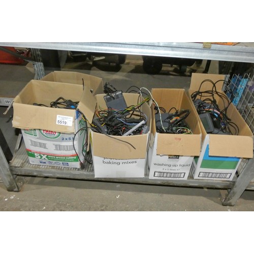 5519 - A quantity of Convadis vehicle tracker type units. Contents of 1 shelf