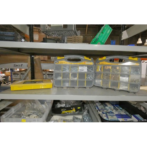 5541 - 3 x plastic parts organiser boxes containing screws, eyes etc. Contents of 1 shelf