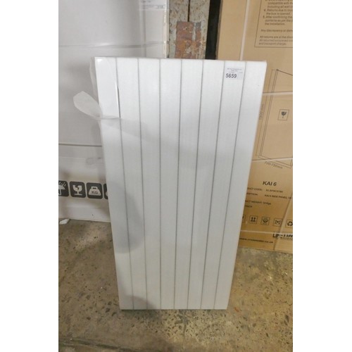 5659 - 1 x white metal modern style radiator approx 580 x 1200mm