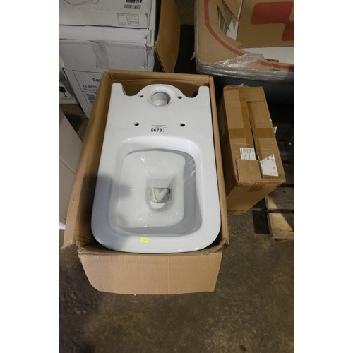 5673 - 1 x floor standing white ceramic toilet pan and 1 x Cedarwood white ceramic cistern - Please note th... 