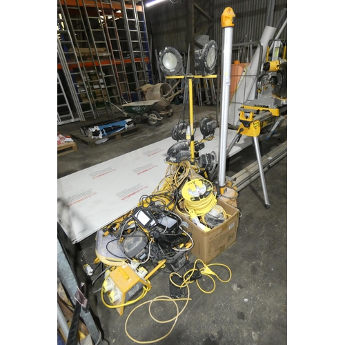 5977 - A quantity of various 110v equipment including a 5kva site transformer, splitters, lights, leads etc... 