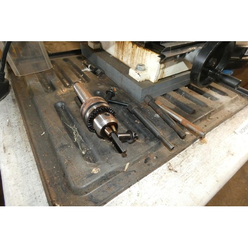 5062 - 1 x Axminster bench top mini milling / drilling machine, speed adjustable to 2500rpm, 240v, supplied... 