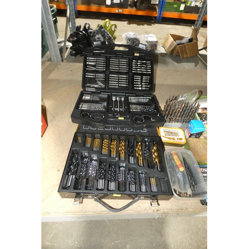 5579 - A quantity of various items including drill bits, Forstner bits etc. Not practical to list in detail... 