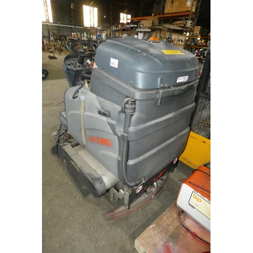 5953 - 1 x Evotech ride on battery powered sweeper / scrubber machine model Evo 850 supplied with a Power P... 