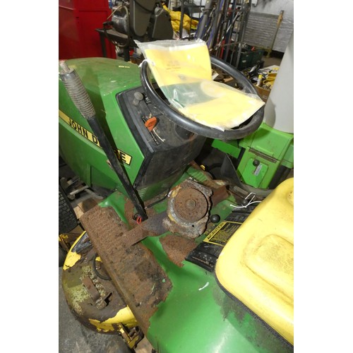 5957 - 1 x John Deere 175 Hydro ride on lawn mower. Please note that this mower requires attention and is b... 