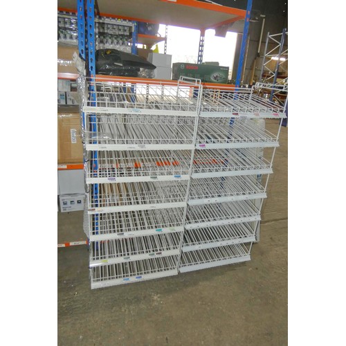 5952 - 2 x white metal retail type display racks