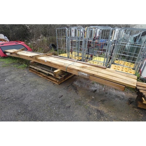 6129 - A quantity of timber comprising of mostly 4.5 x 2 x 510cm - bottom stack